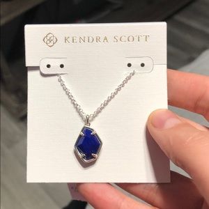 Kendra scott necklace